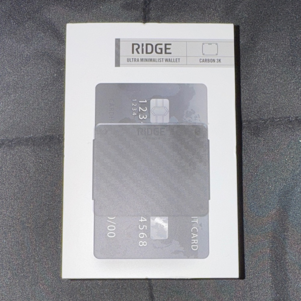 Ridge Carbon Fiber Key & Card Holder - Black